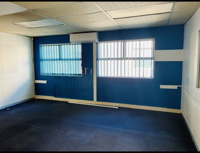 85M² OFFICE TO LET IN ATHLONE